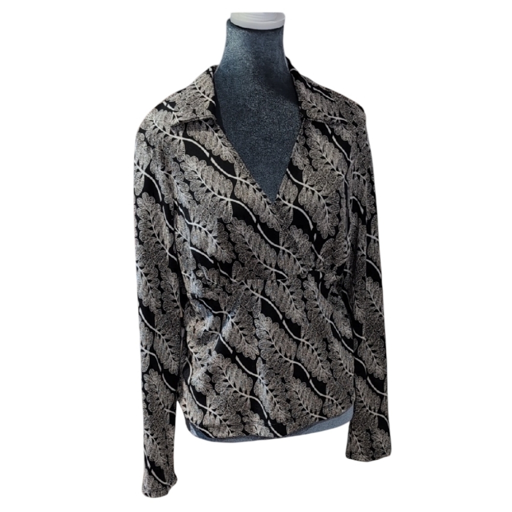 BCBGMaxAzria Long Sleeve Black & White Collared Blouse Top Size Large